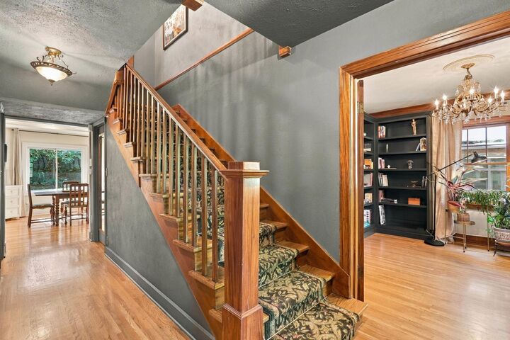 Property Photo: 417 W Shoshone Pl WA 99203