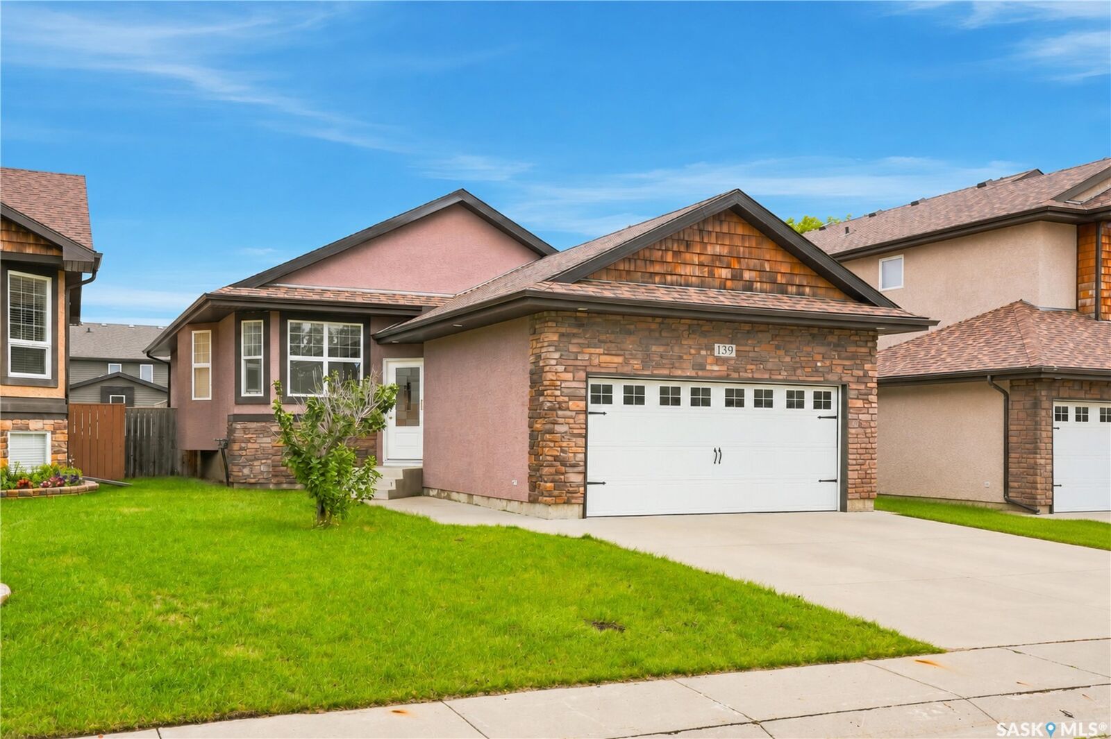 Property Photo:  139 Brainerd Crescent  SK S7T 0A9 