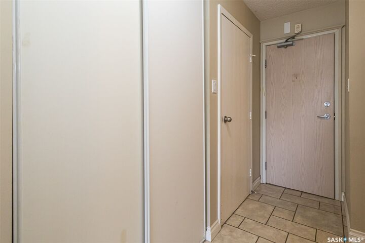 Property Photo:  3809 Luther Place 14  SK S7H 4B1 