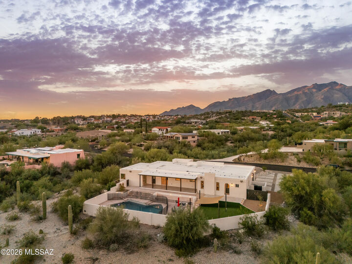 Property Photo:  5960 E Calle Agua Verde  AZ 85750 
