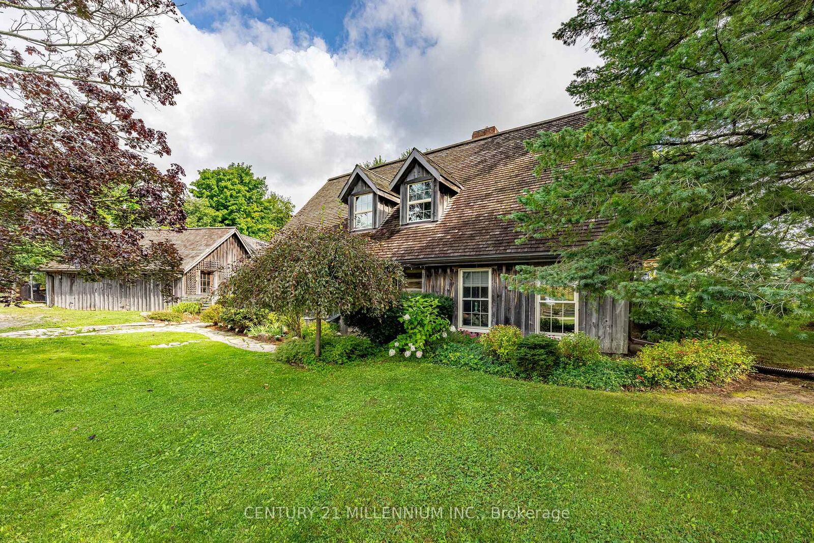 Photo de la propriété: 20909 Shaws Creek Road ON L7K 1L7