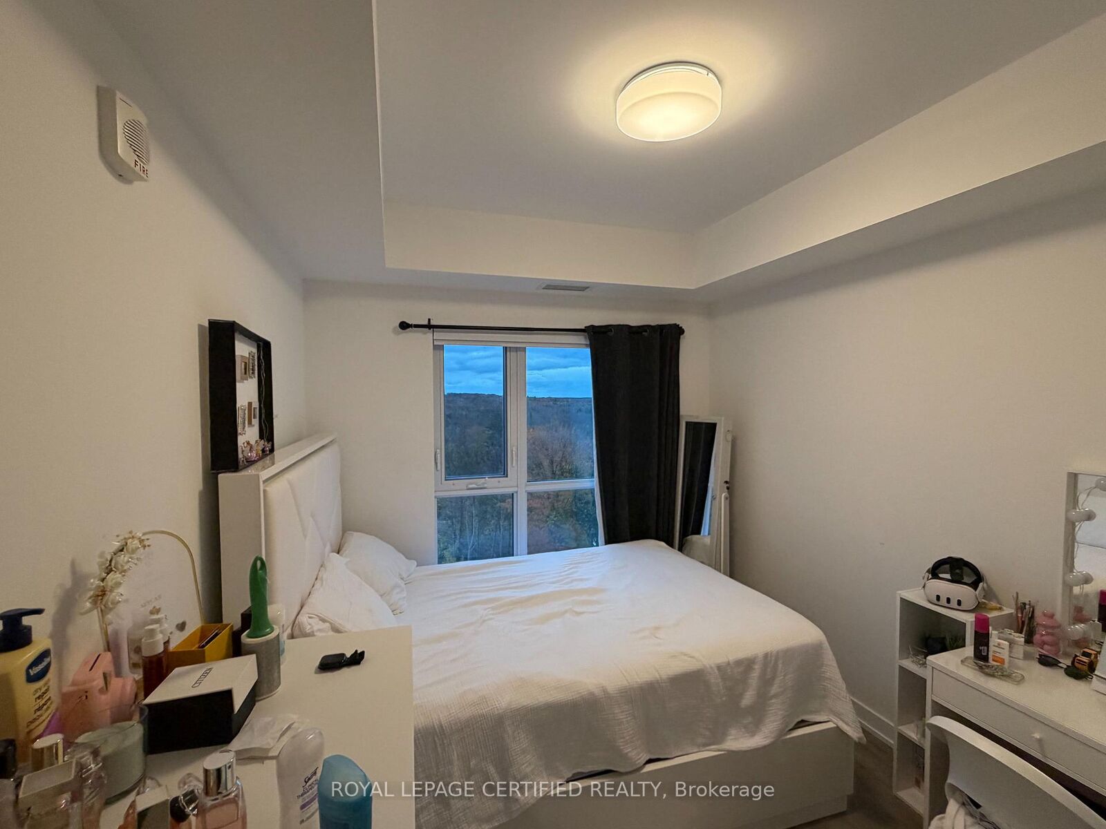 Property Photo:  56 Lakeside Terrace 803  ON L4M 0L4 