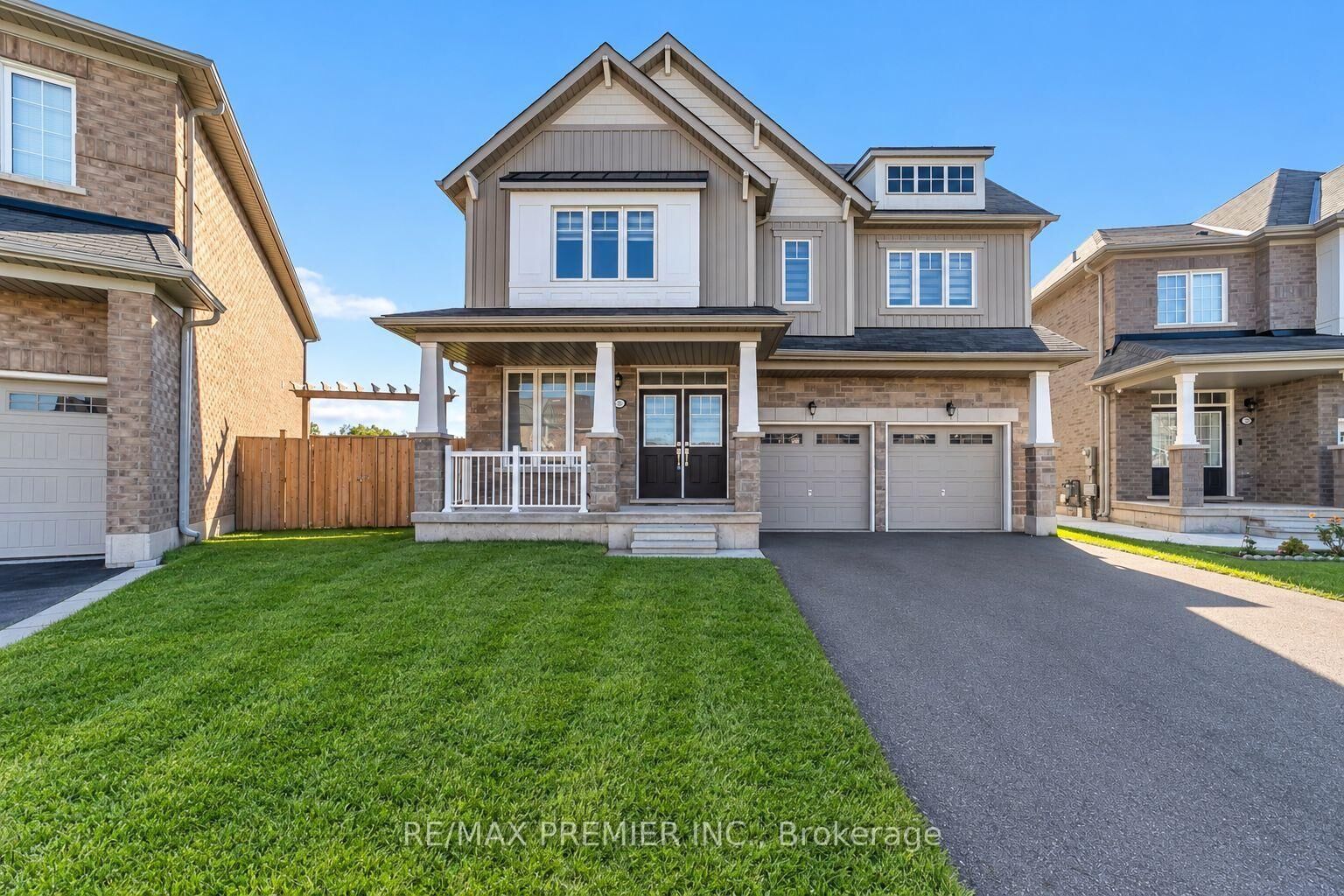Property Photo:  7784 Tupelo Crescent  ON L2H 3R8 
