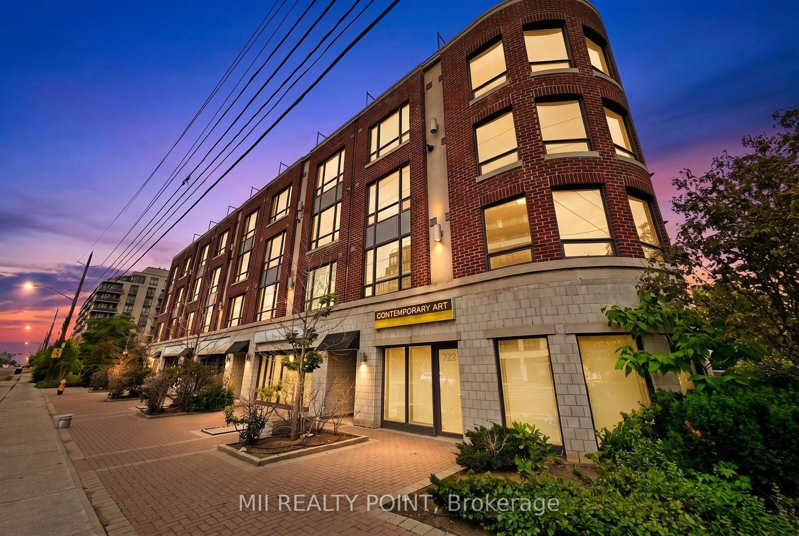 Property Photo:  2 Maxwell Street 201  ON M3H 2S8 