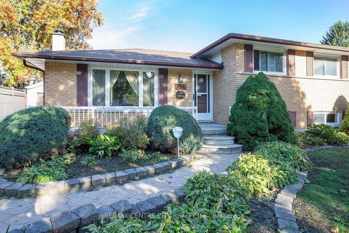 Property Photo:  1478 Glengarry Avenue  ON N5X 1R1 