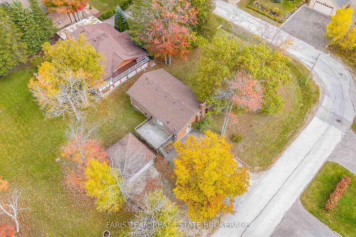 Property Photo:  214 Leslie Street  ON L9Z 2R3 