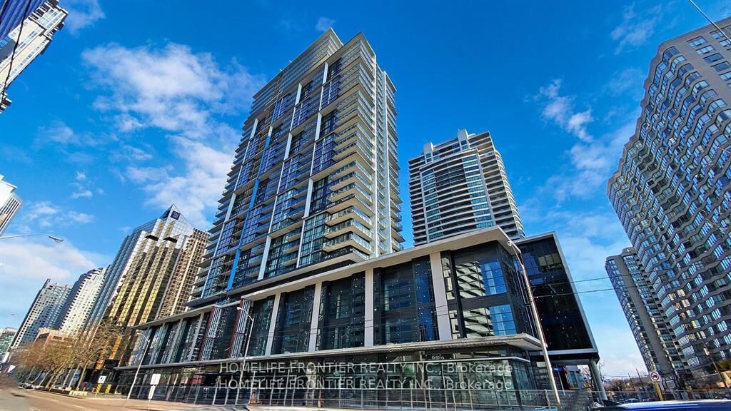 Property Photo:  4955 Yonge Street 1915  ON M2N 0L8 