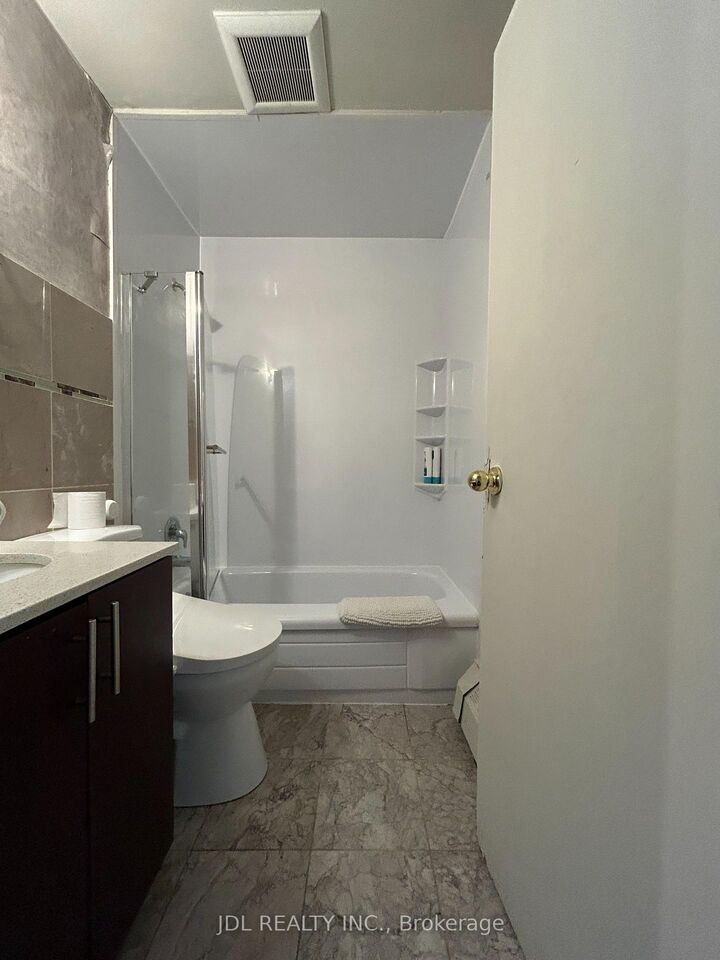 Property Photo:  3 Pembroke St Street Entireonebedroom Main  ON M5A 2N6 