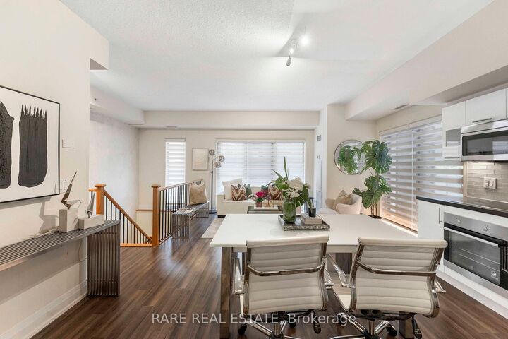 Property Photo:  555 Wilson Avenue E113  ON M3H 0C5 