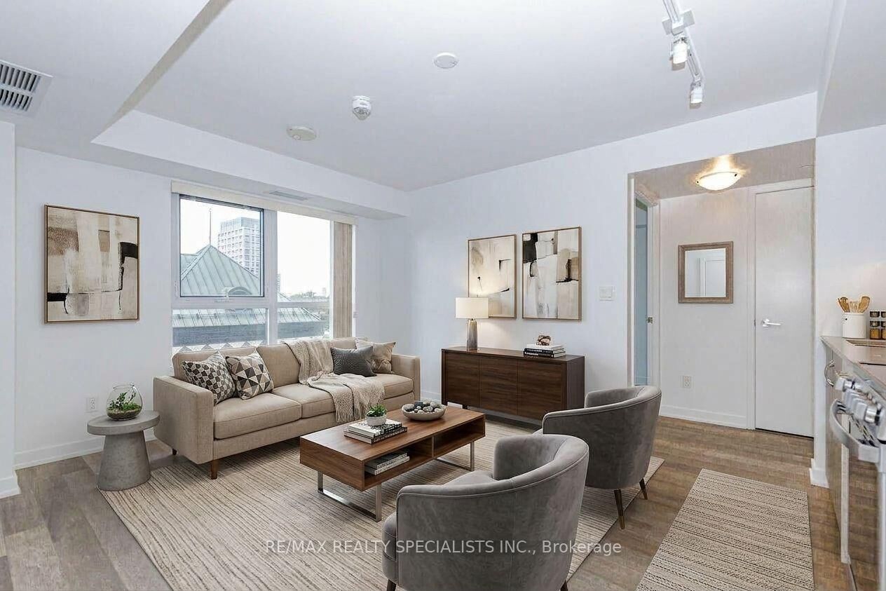 Property Photo:  181 Huron Street 604  ON M5T 0C1 