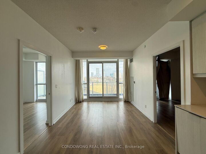 Property Photo:  32 Forest Manor Road 409  ON M2J 0H2 