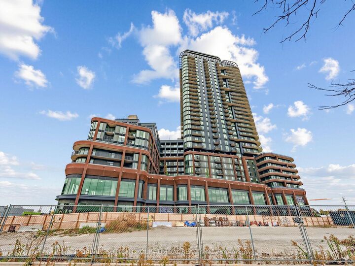 Property Photo:  1185 Dupont Street 914  ON M6H 0G5 