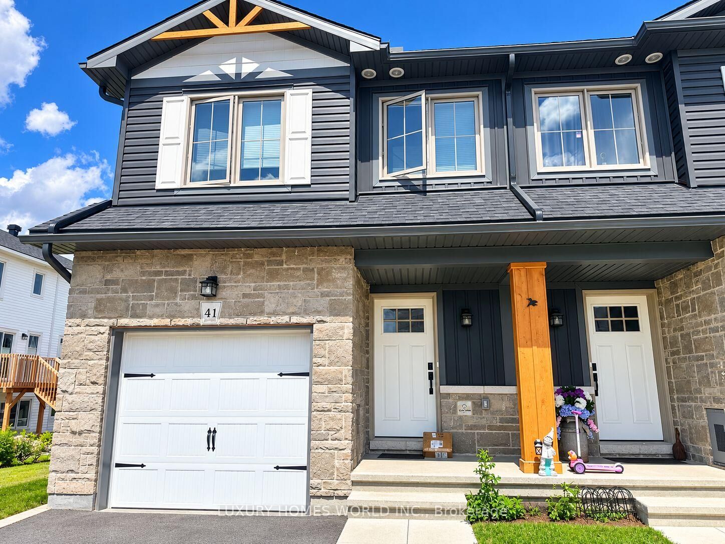 Property Photo:  41 Staples Boulevard  ON K7A 0B8 