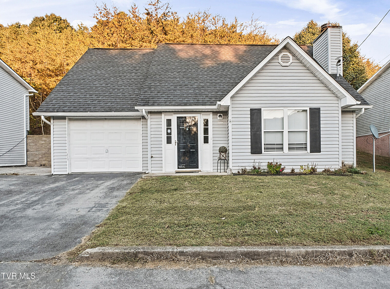 Property Photo:  108 Copper Court  TN 37601 
