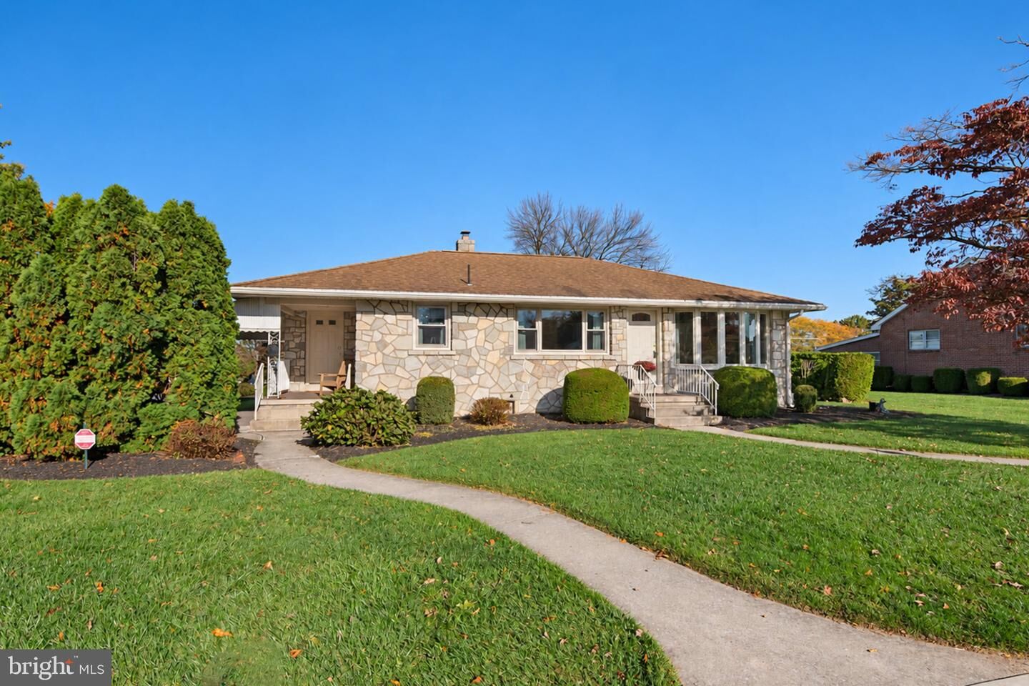 Property Photo: 425 W Vine Street PA 19522