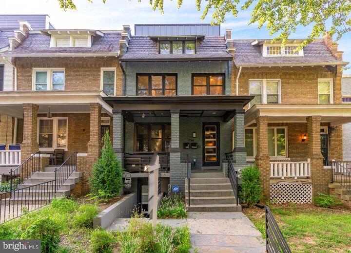 Property Photo: 756 Princeton Place NW 2 DC 20010
