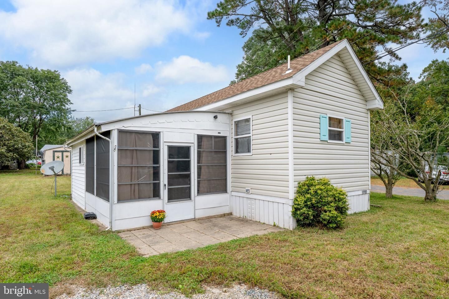 Property Photo: 33989 Cornflower Lane DE 19958