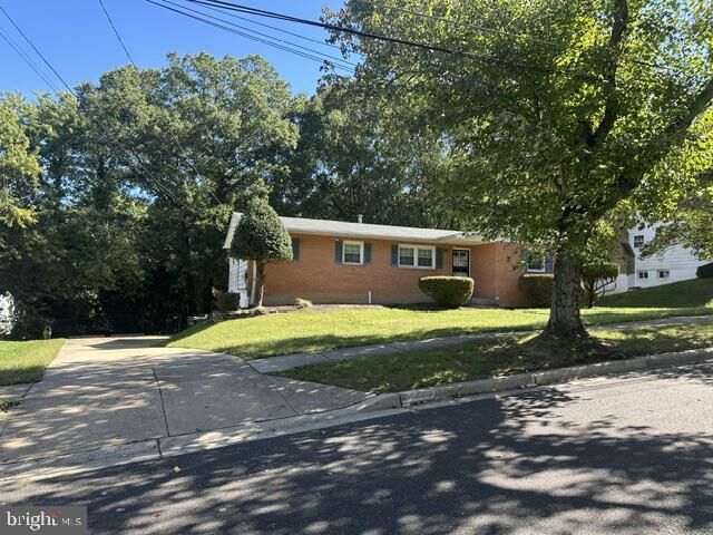 Property Photo:  7814 Winnsboro Drive  MD 20744 