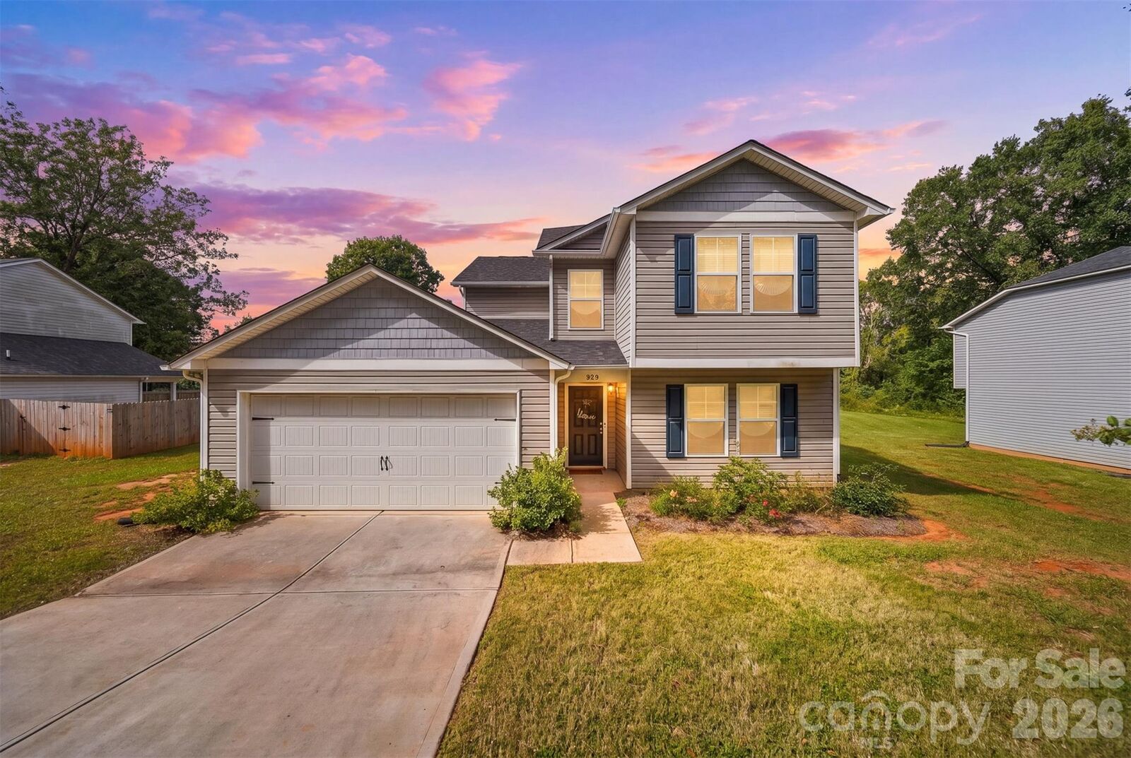 Property Photo: 929 Grace Street NC 28086