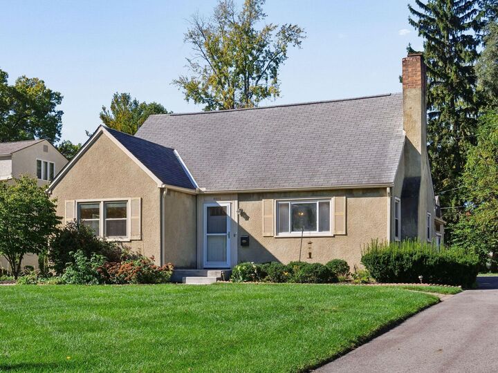 Property Photo:  2593 Westmont Boulevard  OH 43221 