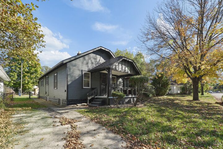 Property Photo:  1044 Seymour Avenue  OH 43206 