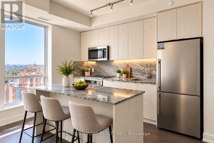 Property Photo:  5 Mabelle Avenue 3732  ON M9A 4Y1 
