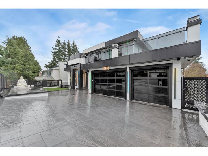 Property Photo:  15460 Semiahmoo Avenue  BC V4B 1T8 