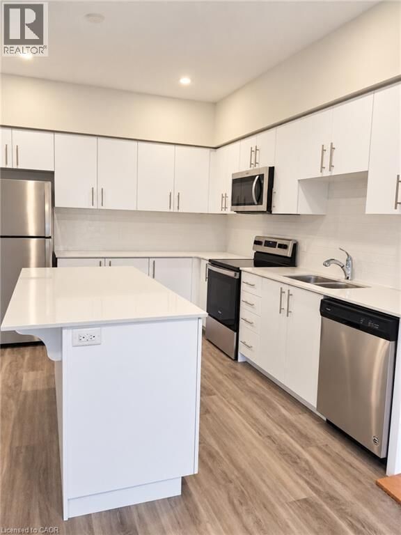 Property Photo:  110 Fergus Avenue 33  ON N2A 2H2 