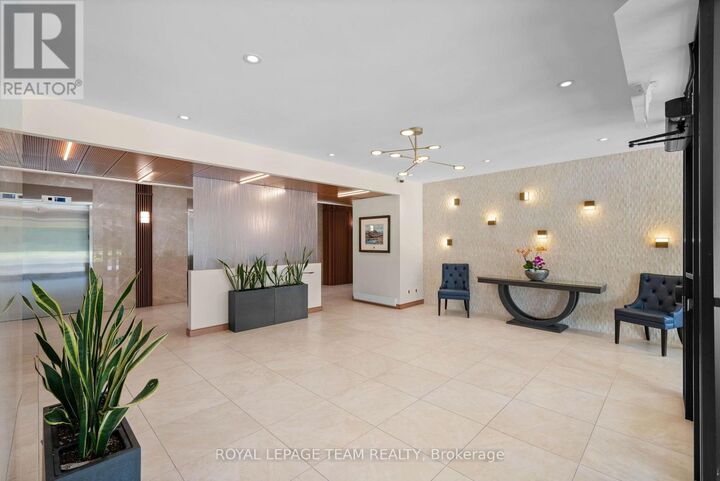 Property Photo:  1500 Riverside Drive 2408  ON K1G 4J4 
