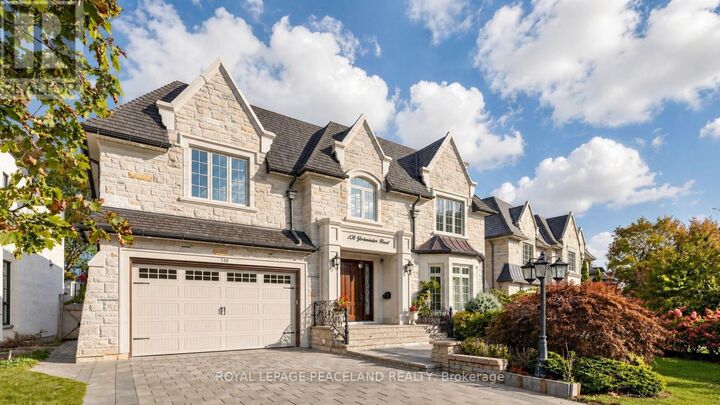 Property Photo:  108 Yorkminster Road  ON M2P 1M6 