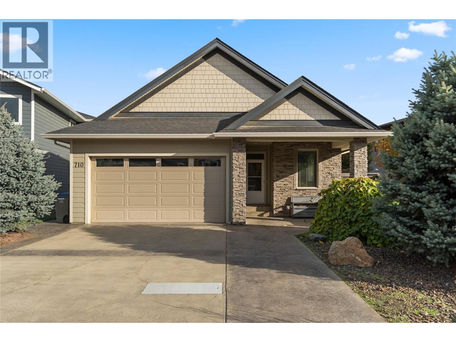 Property Photo:  710 Hayward Place  BC V2B 0G1 