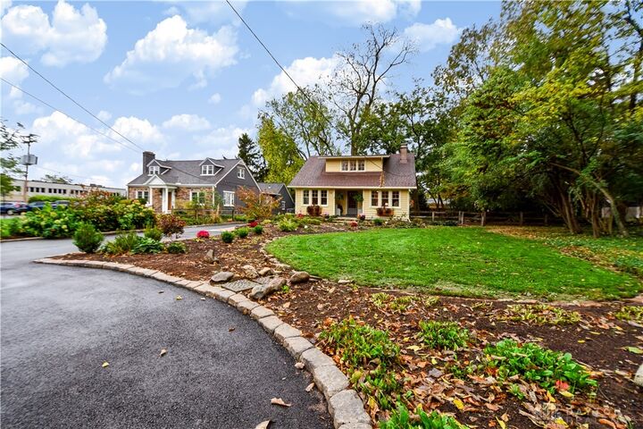 Property Photo:  32 W Peach Orchard Road  OH 45419 