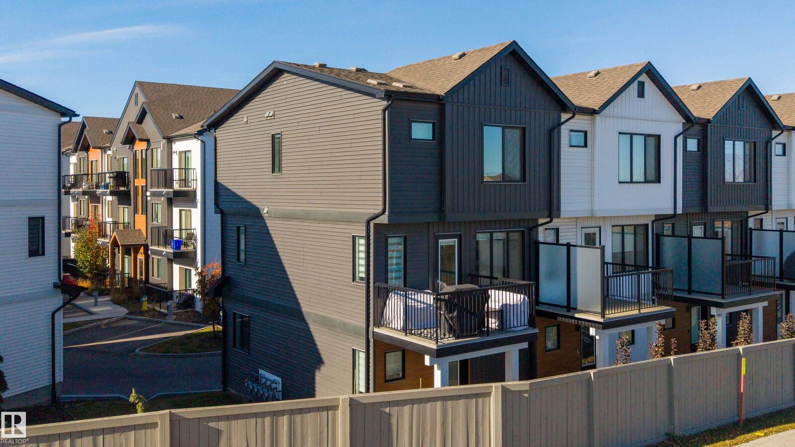 Property Photo: 850 Secord Boulevard NW 49 AB T5T 7R9