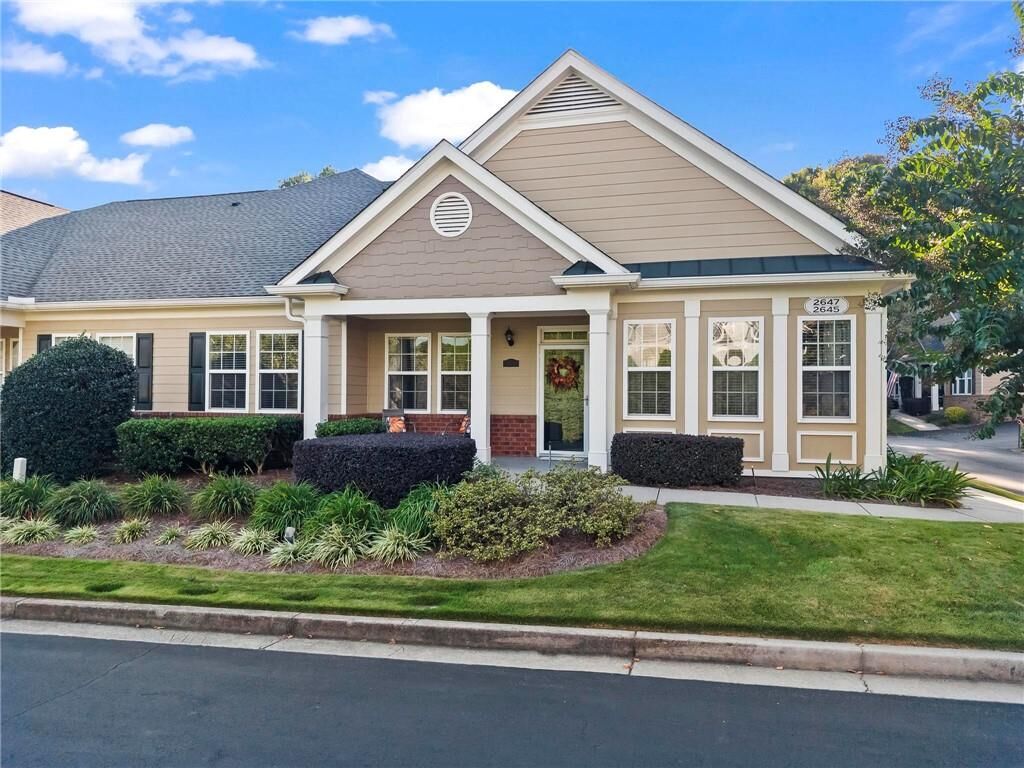 Property Photo:  2645 Grapevine Circle  GA 30041 