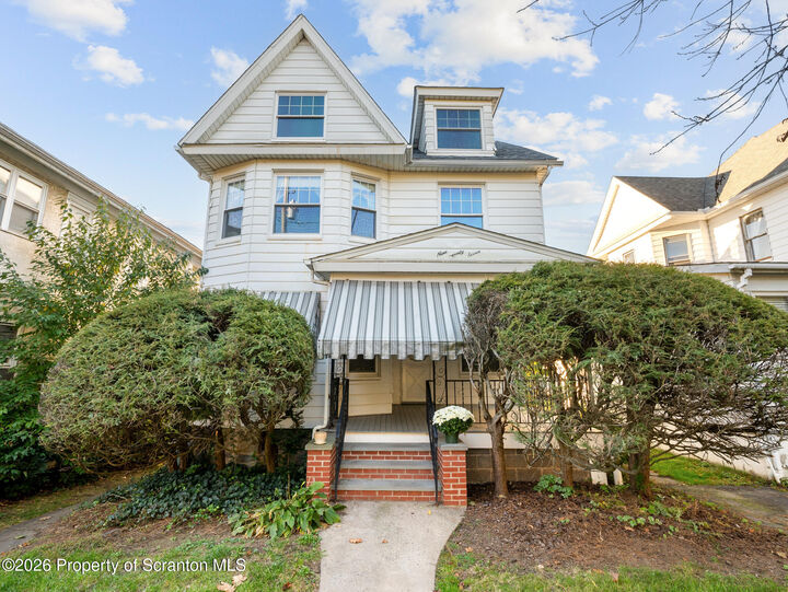 Property Photo:  927 Taylor Avenue  PA 18510 