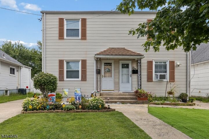 Property Photo: 582 Garden Ave NJ 07095