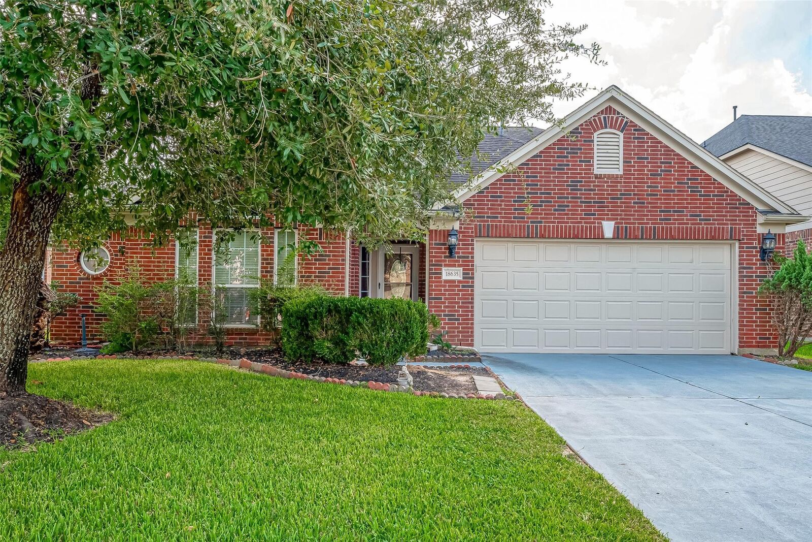 Property Photo:  18635 Cypress Lake Village Drive  TX 77429 