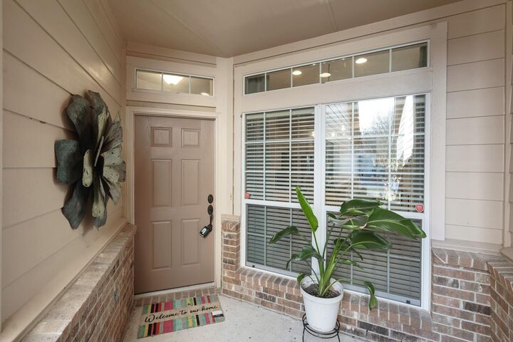 Property Photo: 8915 Summer Ash Lane TX 77479