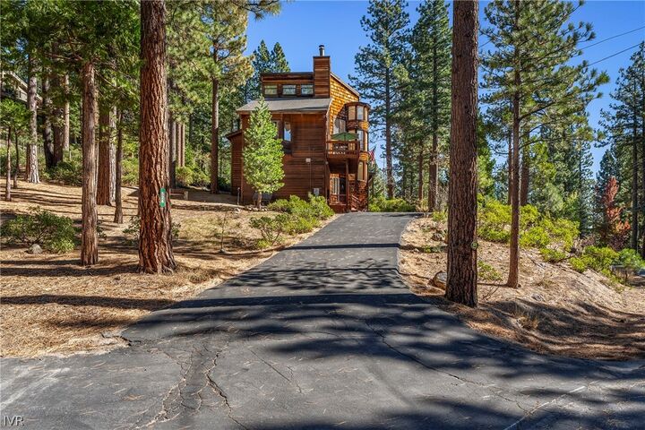 Property Photo: 524 Sugarpine Drive NV 89451