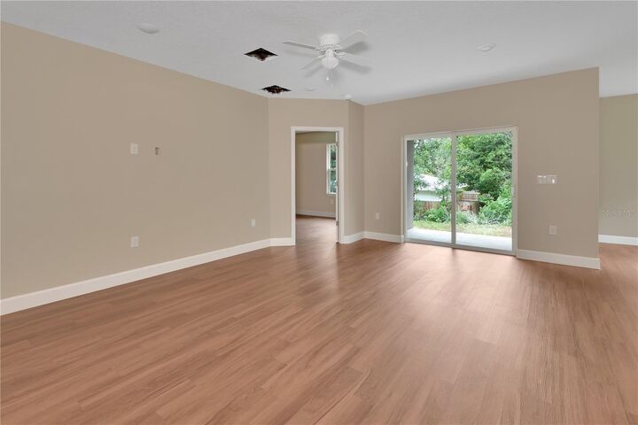 Property Photo:  114 S Grove Street  FL 32724 