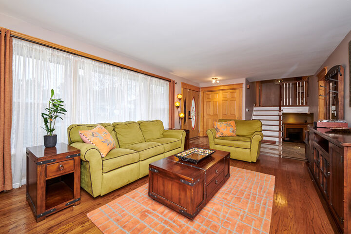 Property Photo:  1916 N Spruce Terrace  IL 60004 