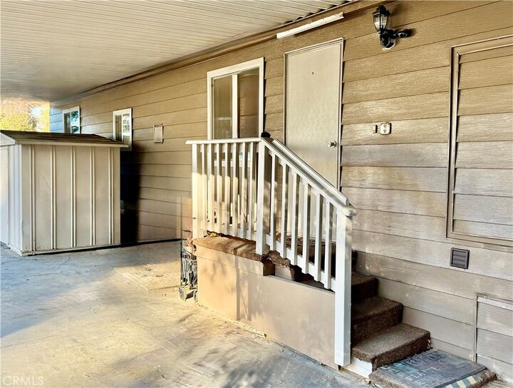 Property Photo:  39678 Road 425B 69  CA 93644 