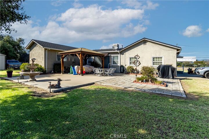 Property Photo:  18173 Slover  CA 92316 