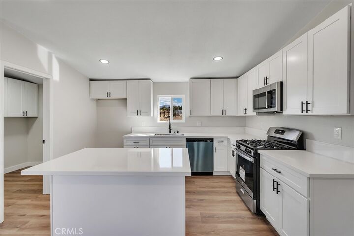 Property Photo: 1563 Mono Road CA 92372
