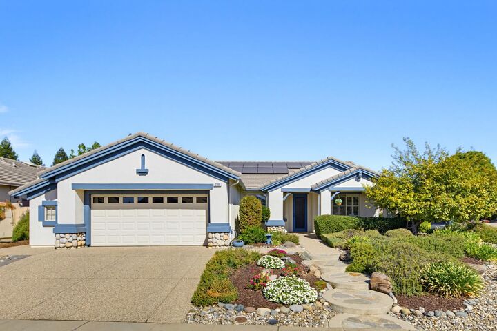 Property Photo: 200 Bloomfield Court CA 95648