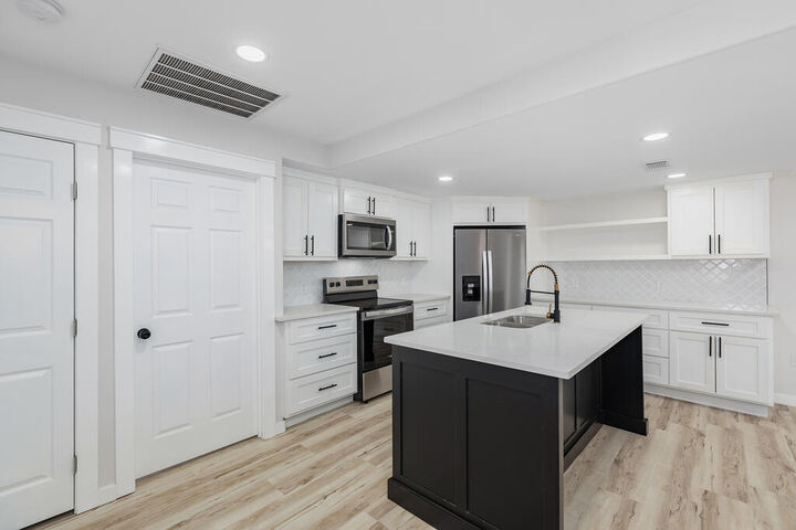 Property Photo:  312 Mantooth Avenue  TX 75904 