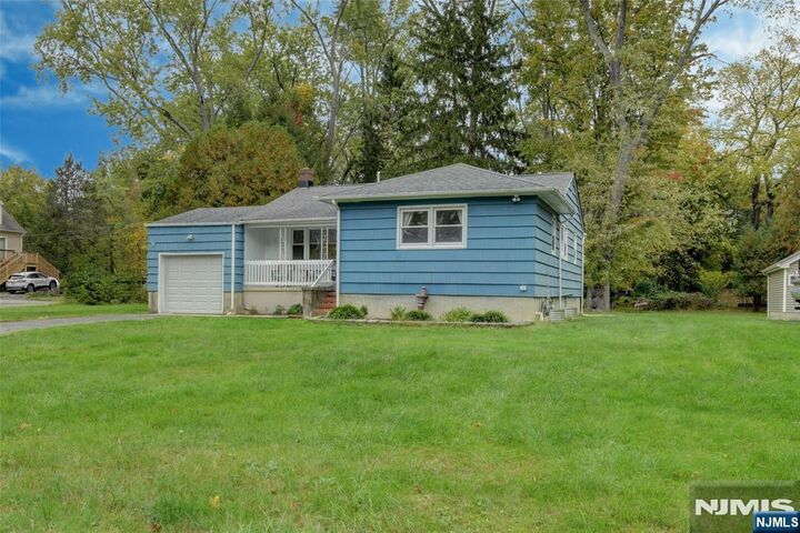 Property Photo:  66 De Hart Street  NJ 07035 