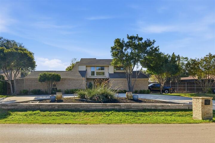 Property Photo:  13408 Peyton Drive  TX 75240 