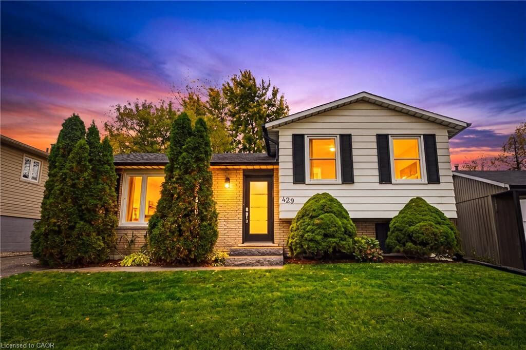 Property Photo:  429 Limeridge Road W  ON L9C 2V6 
