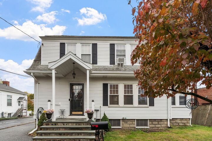 Property Photo: 15 Bruce Rd MA 02453